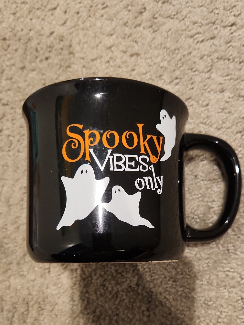 NEW Spooky Vibes Only Black Halloween Mug. NEW